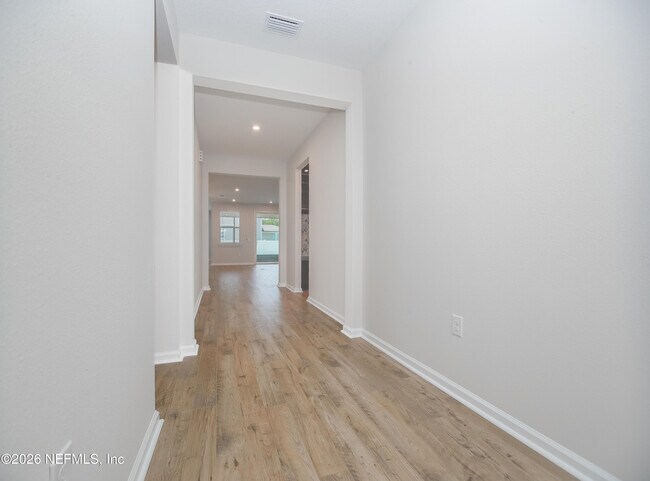 Building Photo - 97 Holly Crk Dr