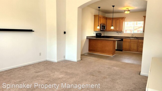 Building Photo - 3 br, 2 bath House - 707 Celery Ave
