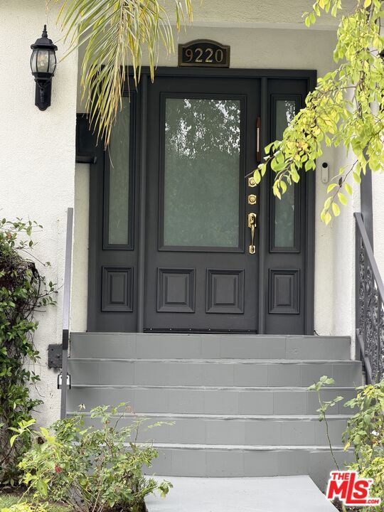 Building Photo - 9220 Monte Mar Dr