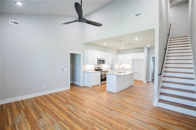 Building Photo - 1018 Seaborn Way