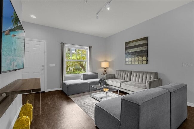 Foto del edificio - 5350 Diplomat Ct