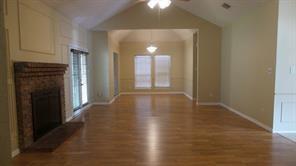 Building Photo - Welcome home to this charming and updated 3-bedroom, 2-bath property located in the highly desira...
