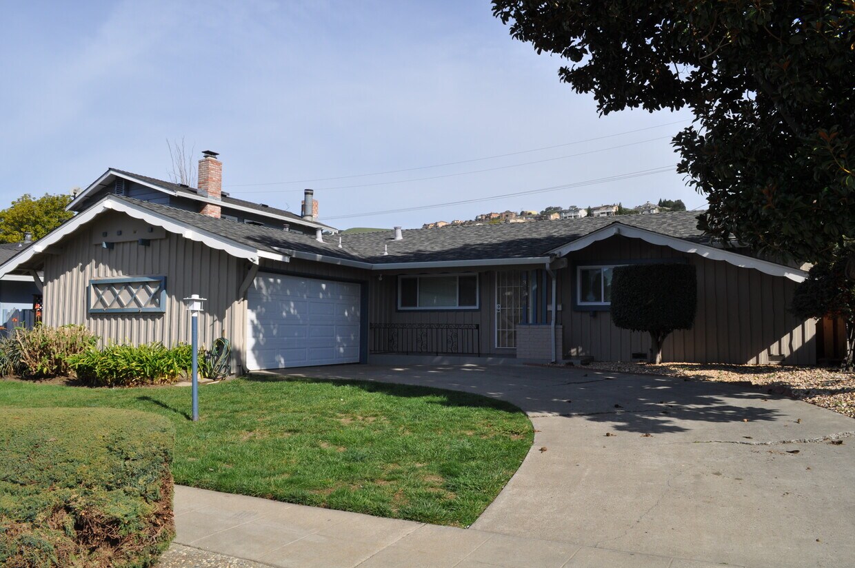 30658 Vanderbilt St, Hayward, CA 94544 House Rental in Hayward, CA