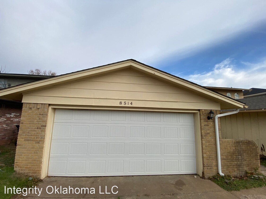 Primary Photo - 3 br, 2.5 bath House - 8514 Candlewood Dr.