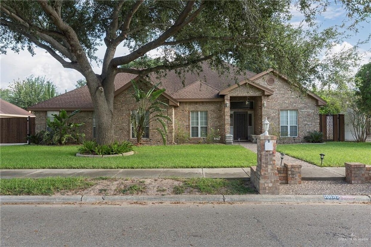 Primary Photo - 1608 Merlin Dr