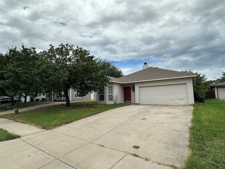 Photo - 2917 Penniman Rd