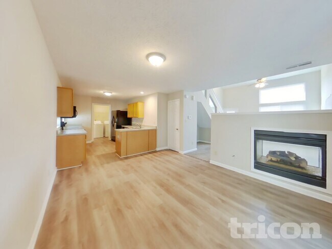 Building Photo - 6674 Largo Ln