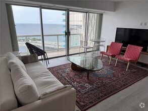 Building Photo - 2451 Brickell Ave