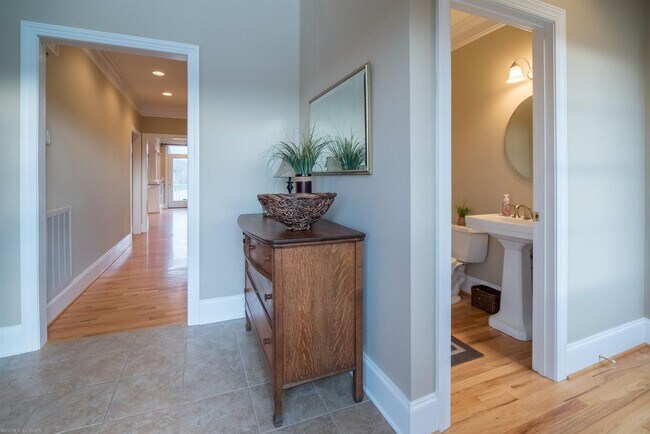 Building Photo - Wyatt Farms Home With Serene Views