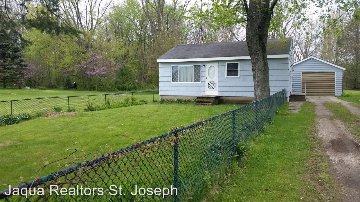 Primary Photo - 2 br, 1 bath House - 5532 Paw Paw Lake Rd.