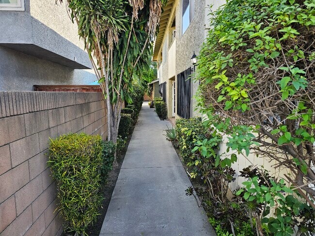 Foto del edificio - 9634 Park St