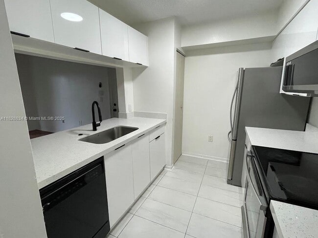 Building Photo - 12124 St.Andrews Pl