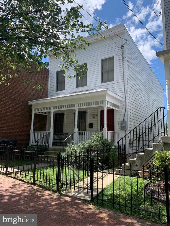 Foto principal - 2237 14th St SE