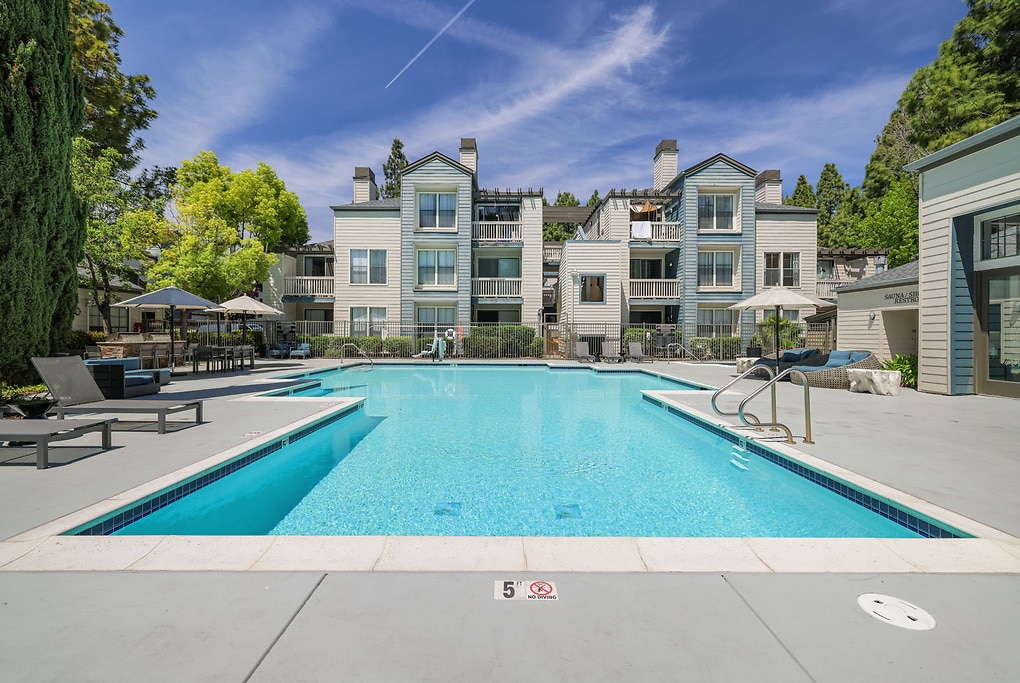 Fountains At River Oaks Apartments