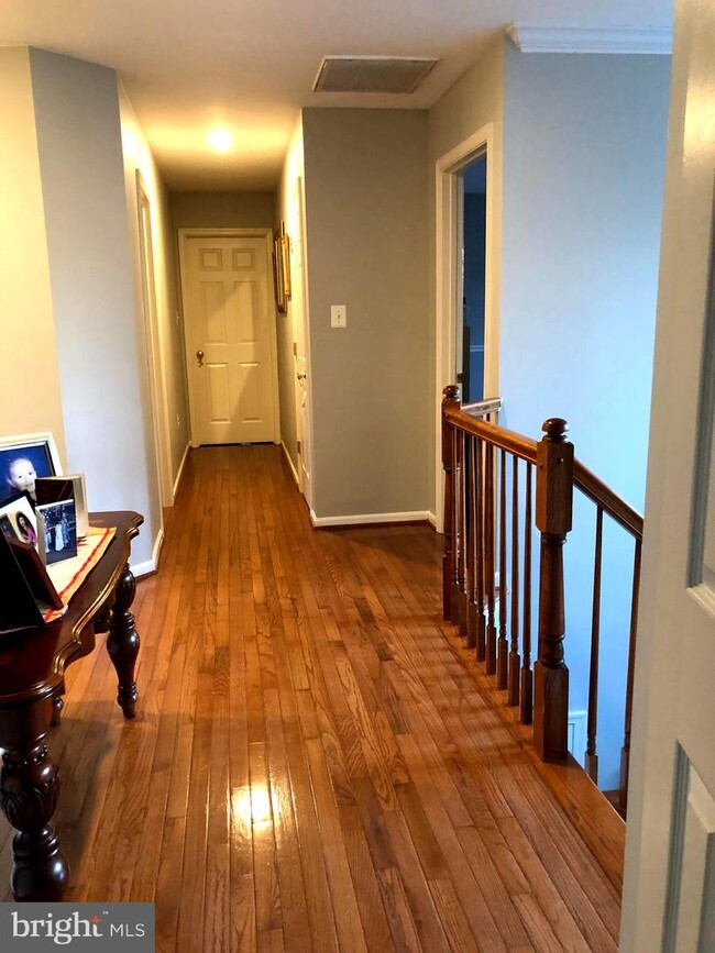 Foto del edificio - 17987 Swans Creek Ln