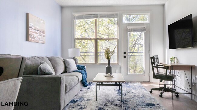 Building Photo - 49 Boulevard SE