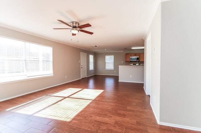 Foto del edificio - 12902 Trail Hollow Ct