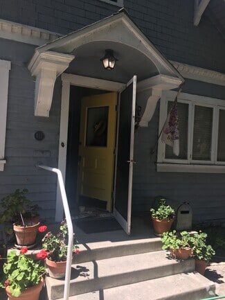 Building Photo - 411 N 8th Ave