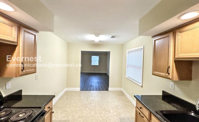 Foto del edificio - 4814 Eldridge Rd