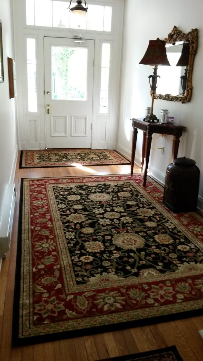 Building Photo - 111 S Liberty St