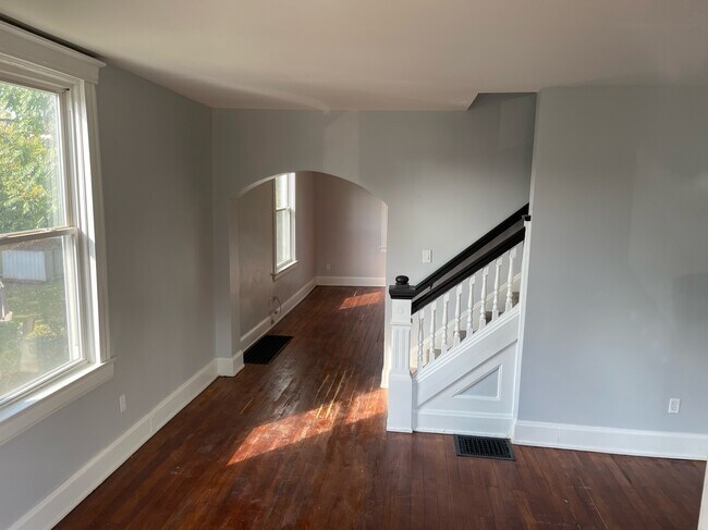 Building Photo - 3517 Bevis Ave