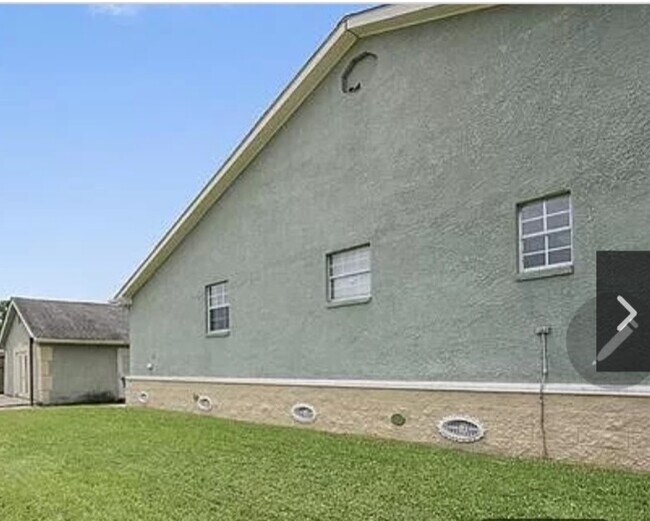 Building Photo - 3017 Angelique Dr