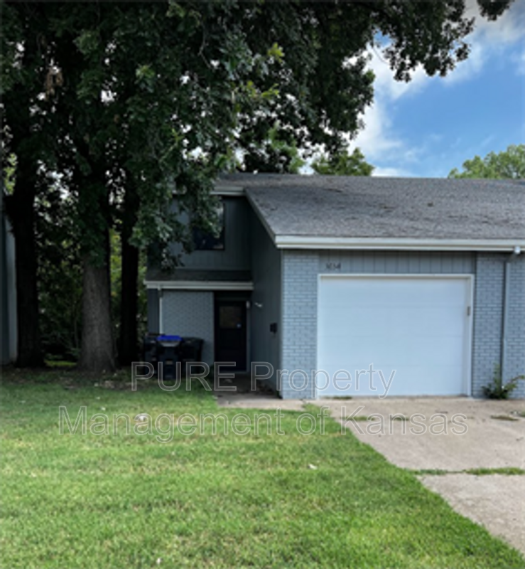 3650 SW Oak Pkwy, Topeka, KS 66614 Townhome Rentals in Topeka KS