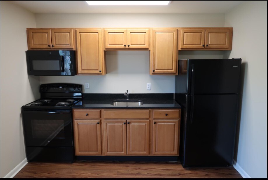 210 3rd St Unit 1, New Cumberland, PA 17070 Room for Rent in New