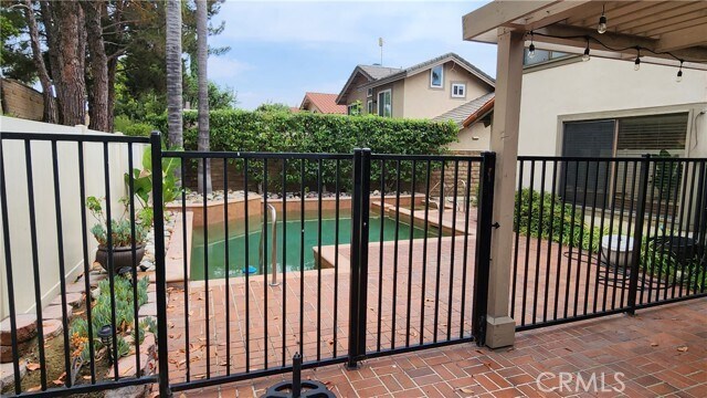 Building Photo - 26711 Sierra Vista