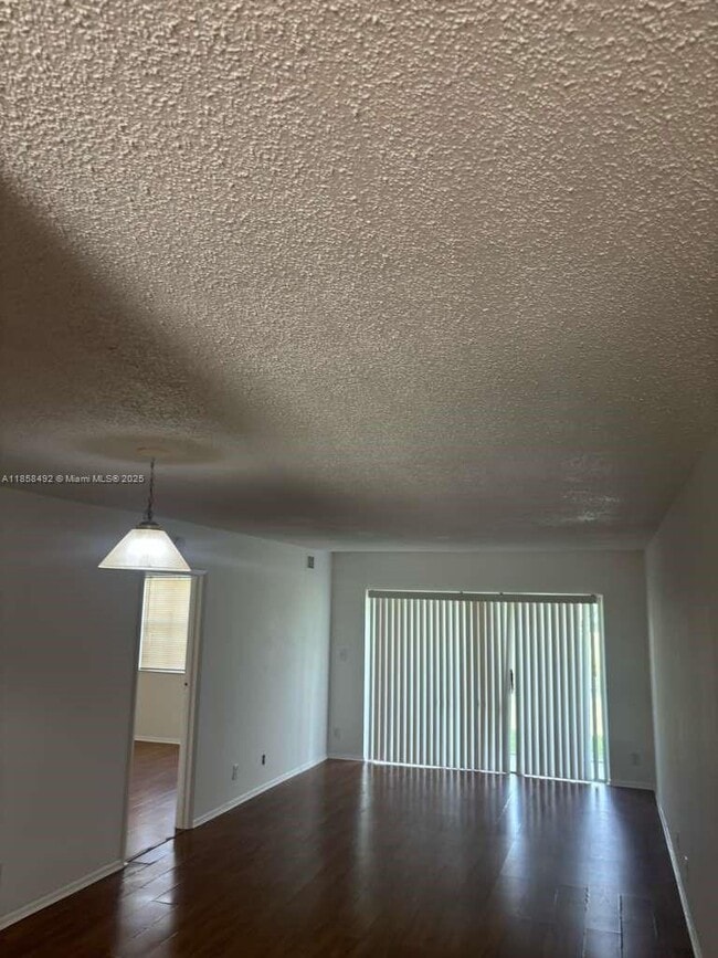 Building Photo - 2837 N Course Dr