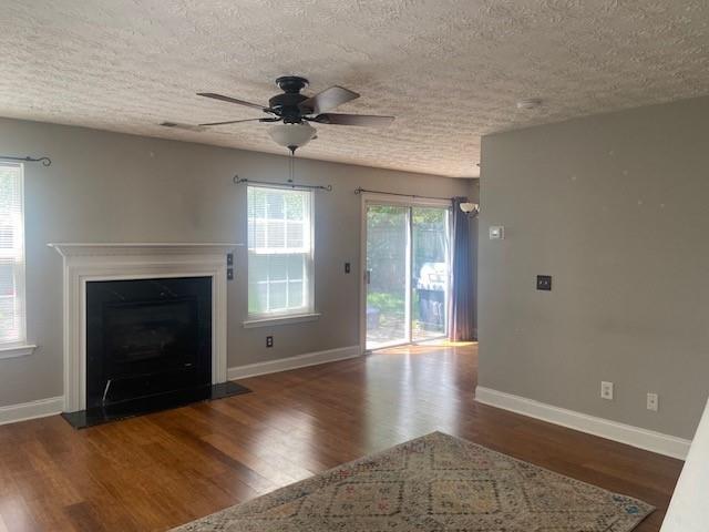 Building Photo - 128 Ilex Dr