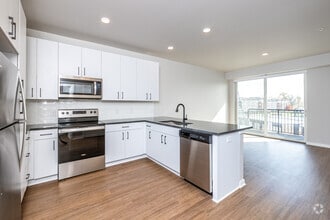1BR, 1BA_Breen - 719 SF - Darby at Briarcliff