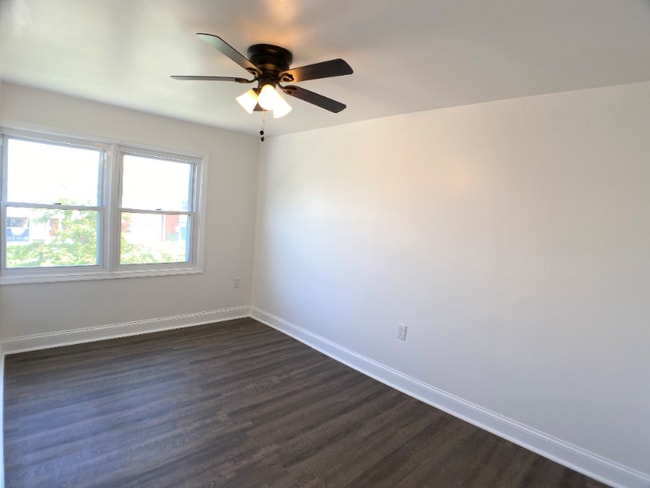 Photo - 2038 Kelmore Rd House