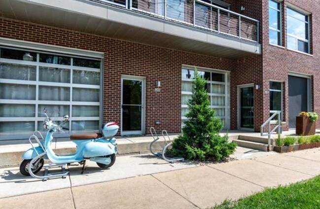 Foto del edificio - 803 E Mifflin St