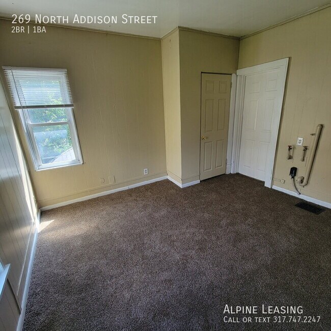 Foto del edificio - 269 N Addison St