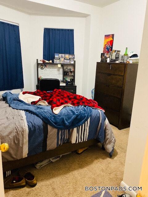 Building Photo - 610 Columbus Ave