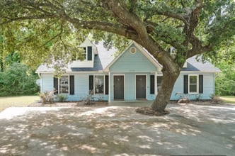 Building Photo - 5202 Fox Ct