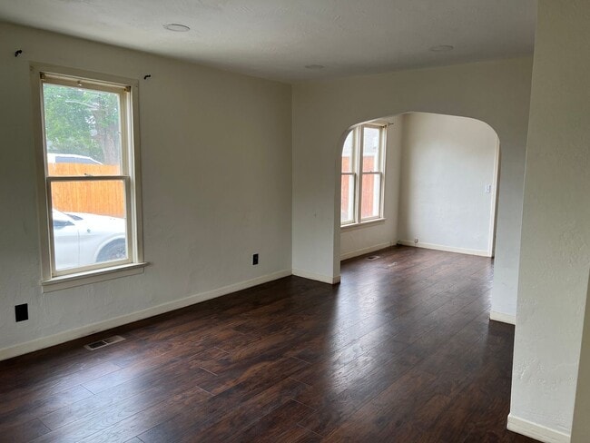 Foto del edificio - 310 SE 6th St