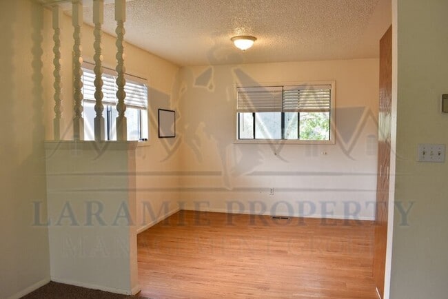 Building Photo - 107 S Taylor St