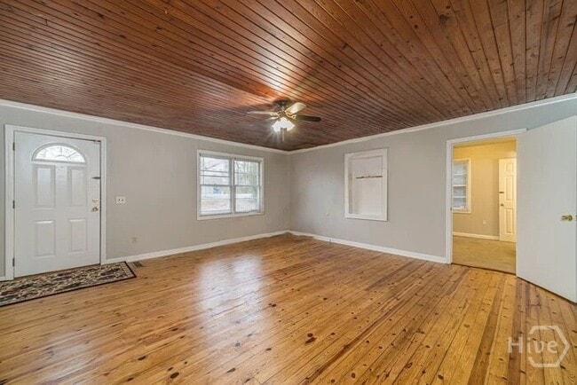 Building Photo - 1202 GA-124