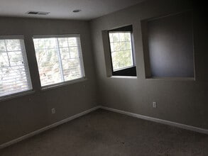 Building Photo - 6614 Panther Creek Dr