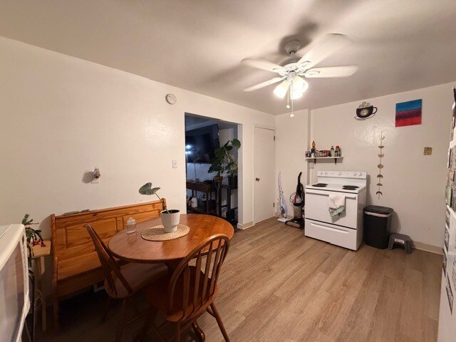 Foto del edificio - 708 Coulter Ave