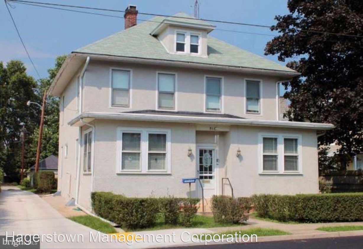 Primary Photo - 516 Reynolds Ave