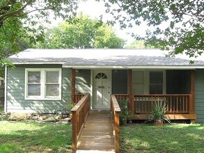 Building Photo - 1411 Ruth Ave