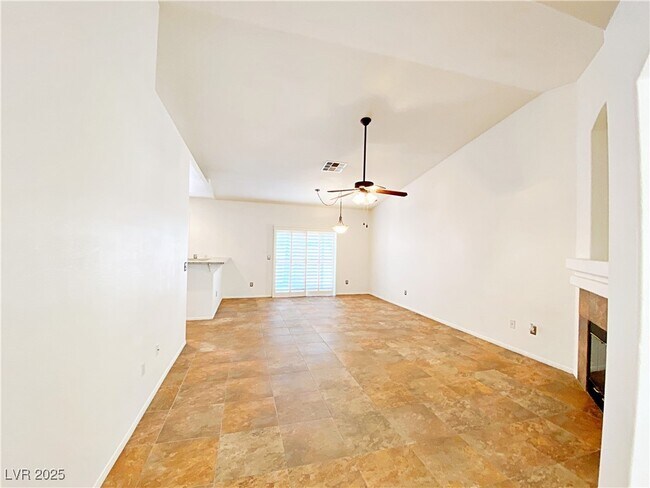 Foto del edificio - 8766 Beacon Harbor Ave