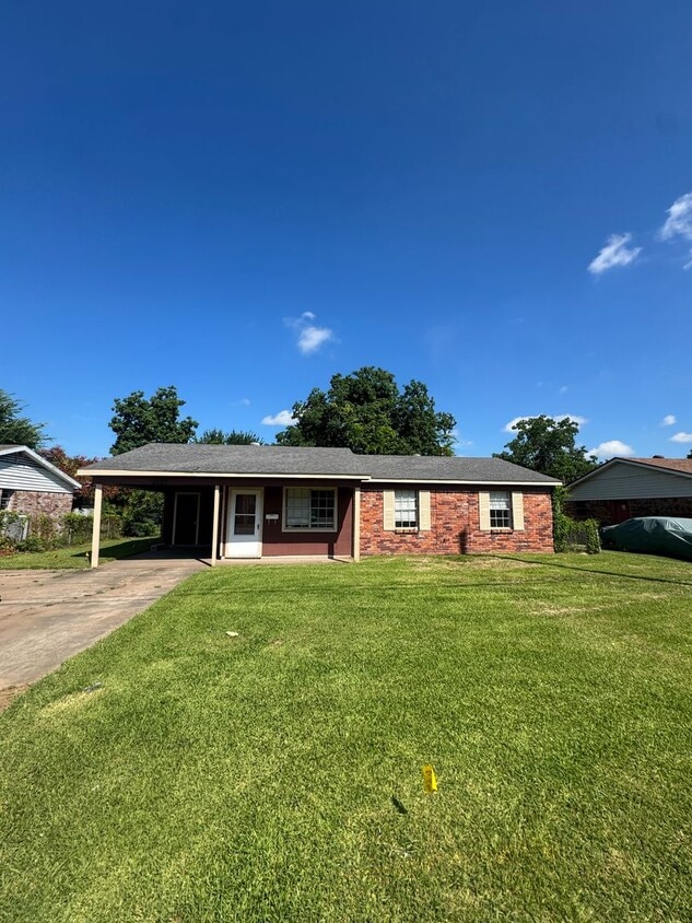 Primary Photo - Rental Property in Bossier City