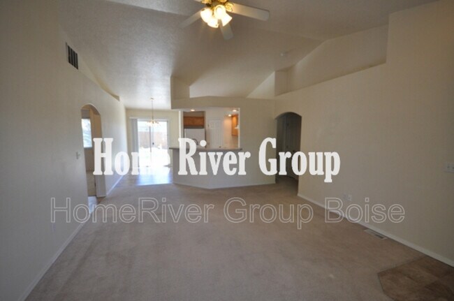 Foto del edificio - 3908 Groveton St