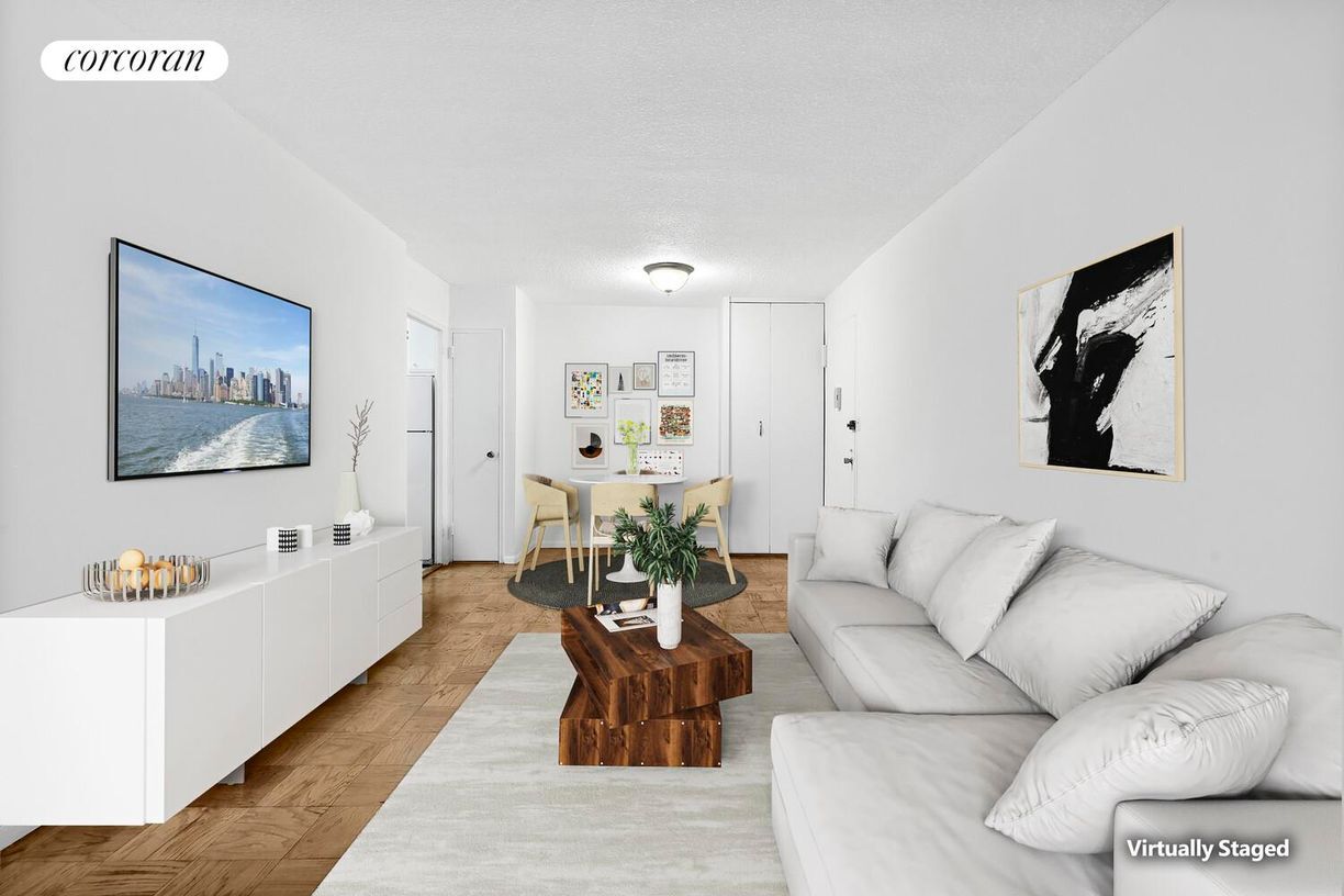 Foto del edificio - 77 E 12th St