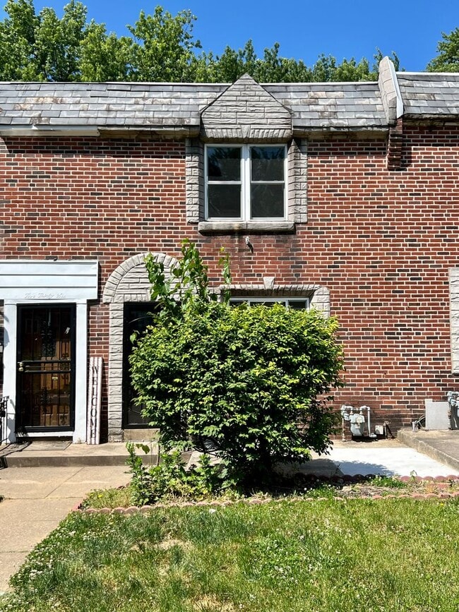 Foto del edificio - Newly Renovated 3-Bedroom Single Family Ho...