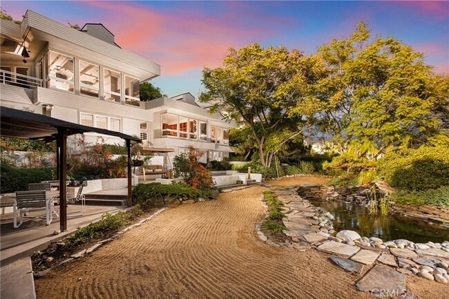 Building Photo - 31561 Peppertree Bend Unit